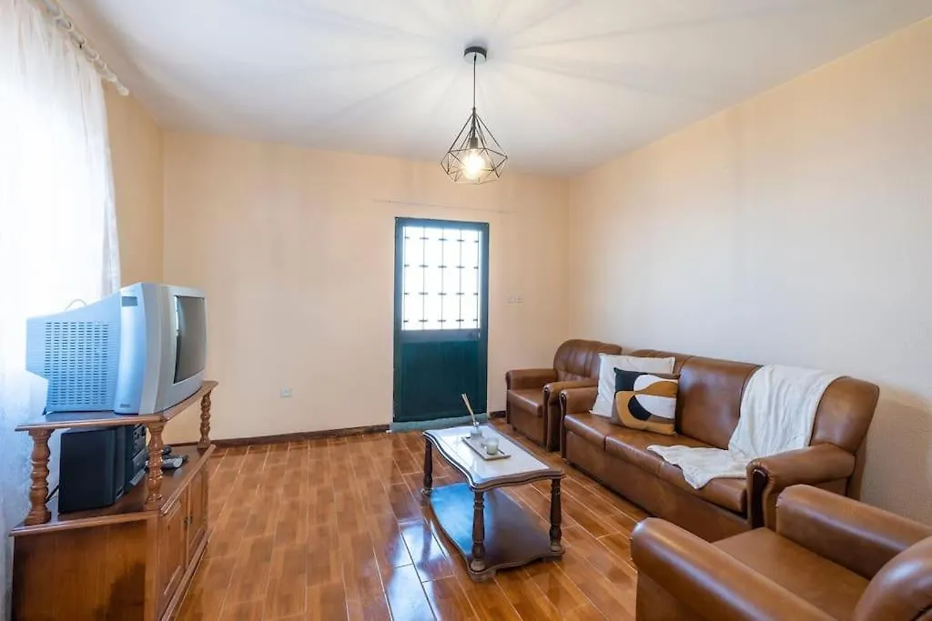 Villa Pequenino By Galmi Estreito Da Calheta شقة